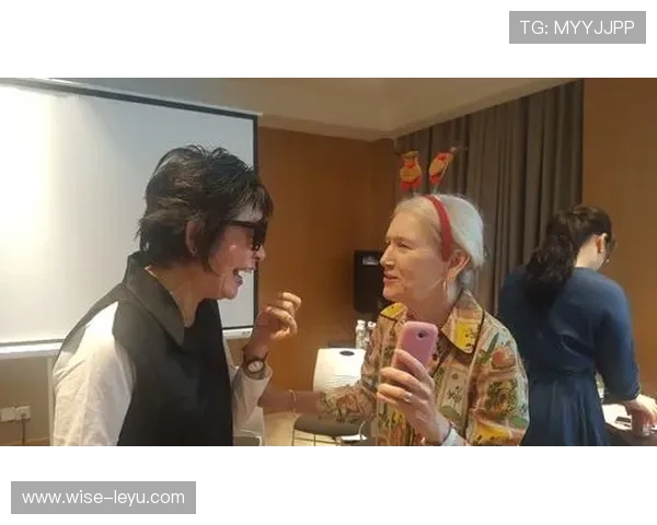 埃琳·安德森这买买买的速度，是不是金库开了忘关门？