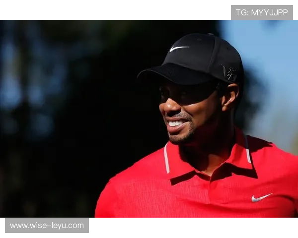 泰格·伍兹家的草坪比你的人生规划还整齐