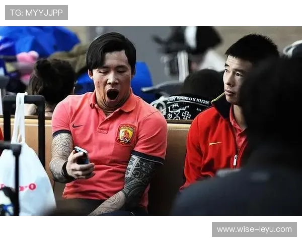 张琳芃昨晚又豪掷百万，朋友圈截图都快比明星还炫耀了！