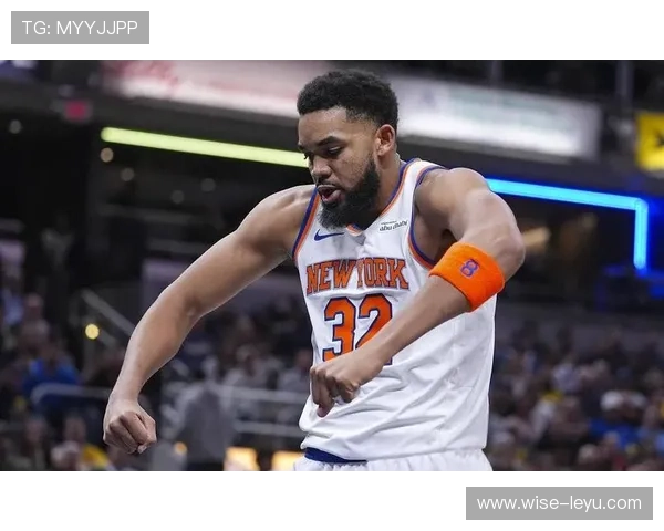 安德鲁·威金斯挡拆拉开空间助勇士提升关键时刻防守效率