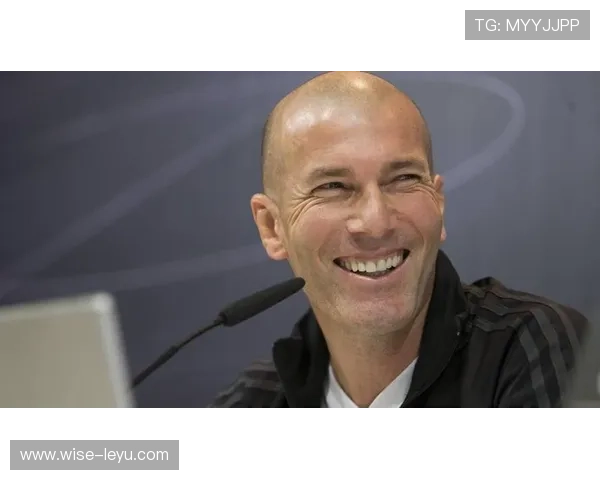 本泽马 vs 齐达内：攻击效率与战术角色差异在哪