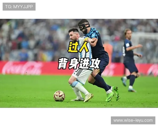 背身单打规则解析:如何合法运用身体对抗与脚步动作 背身单打规则解析:如何合法运用身体对抗与脚步动作